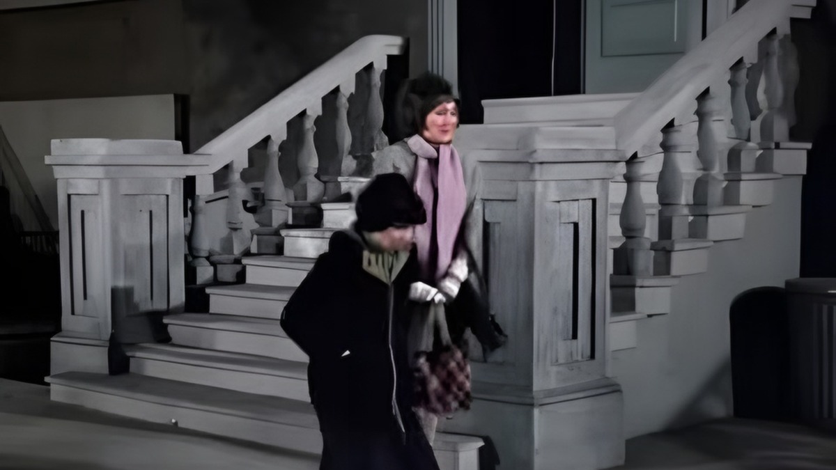 A Milwaukee street scene from the Laverne and Shirley main titles.
