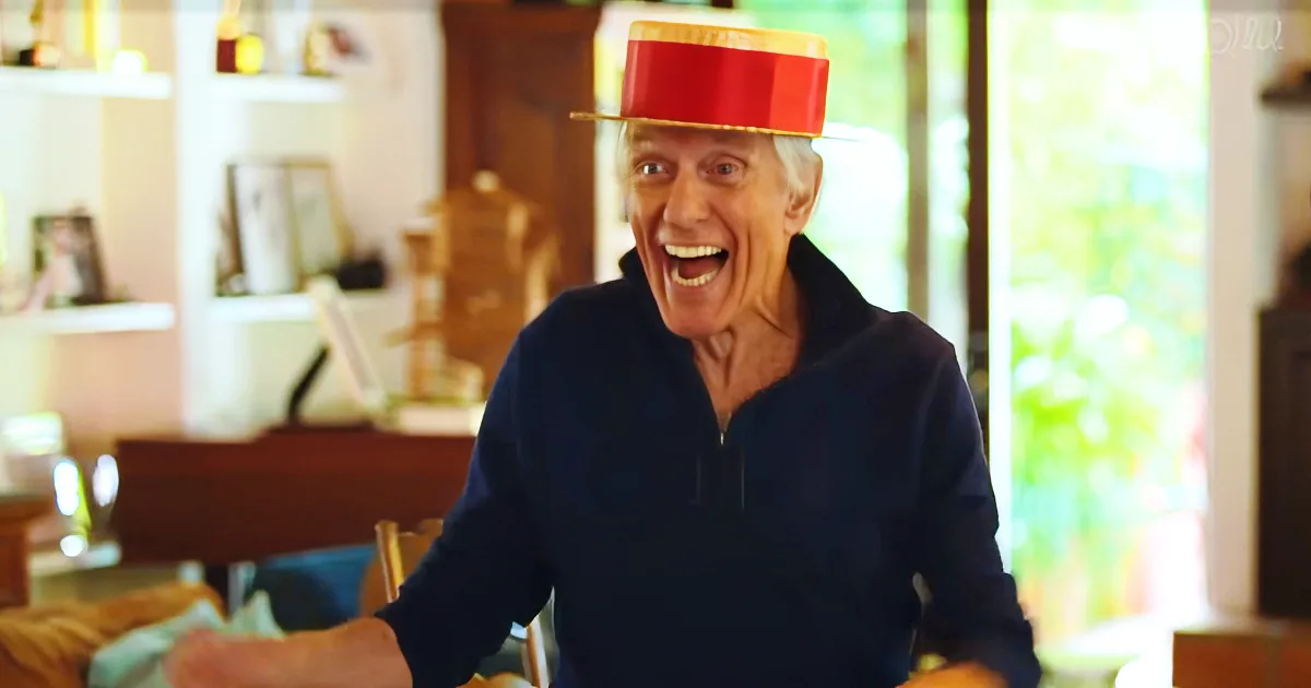 Dick Van Dyke Is in His 90''s, but He Still Has It! Just Watch Him Prove It!