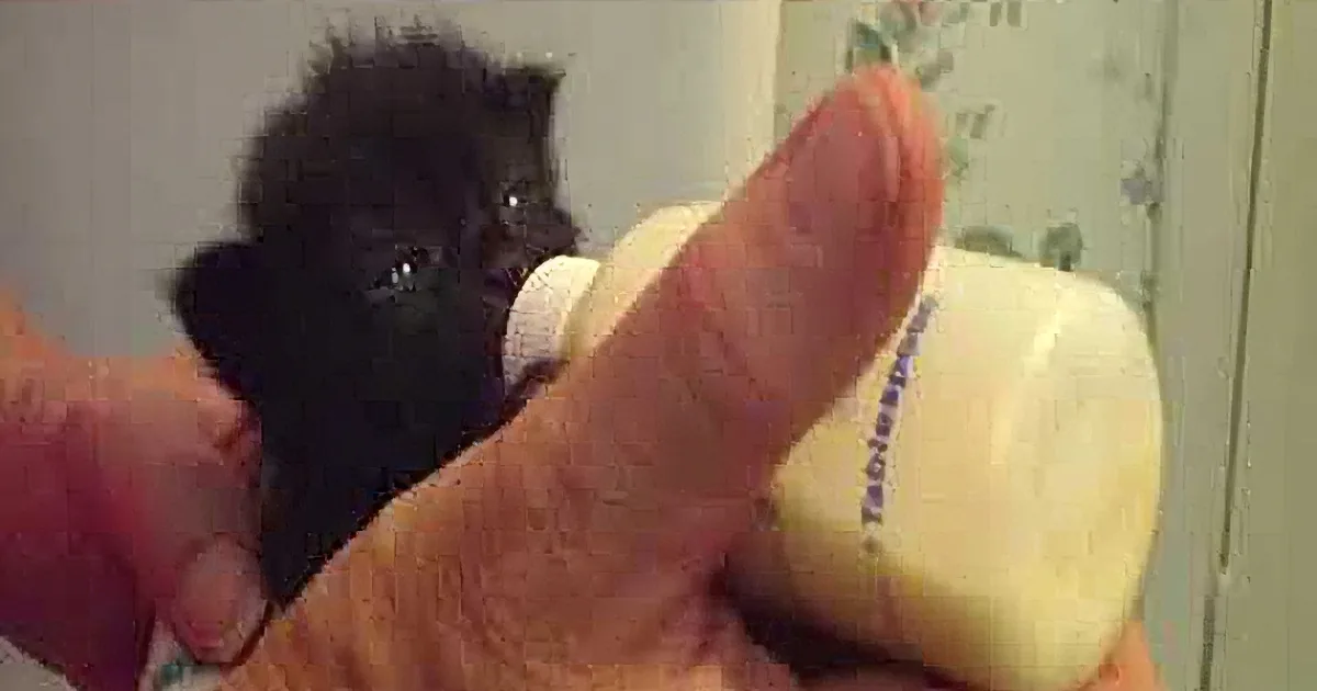 She Started Bottle-Feeding Her Tiny Kitten. When She Saw Her Do This With Her Ears? LOL!
