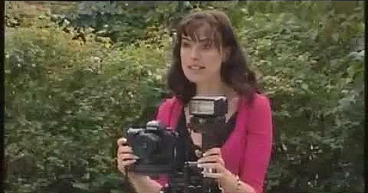 She Might Look Like a Normal Wedding Photographer, Pay Attention to What She Says Next...Rofl!