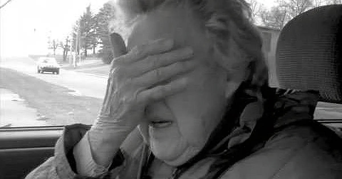 Grandma Suffering From Alzheimer's Is Reminded Everyday of This Heartbreaking Truth.