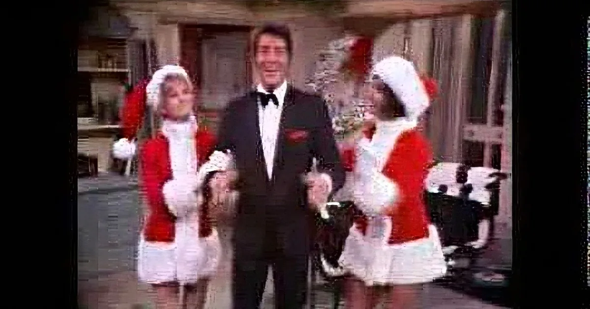 It Just Isn''t Christmas Until You Hear Dean Martin Croon ''Marshmallow World''