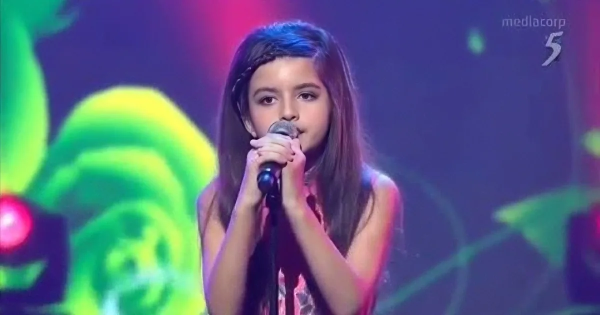 9-Year-Old Wows With 1959 Classic, Her Huge Voice Knocks Everyone Out