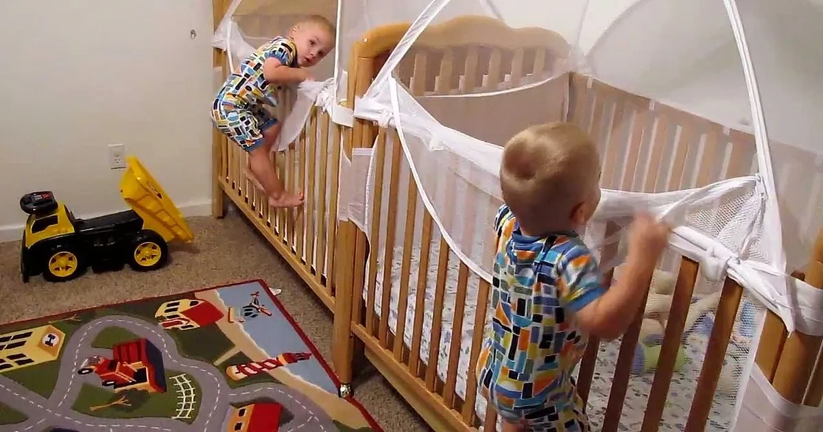Identical Toddler Twin Boys Have Adorable Bedtime Routine