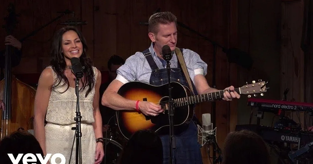 Rory Feek Breaks Silence in a Blog Post After Returning to Family Farm Following Joey's Death
