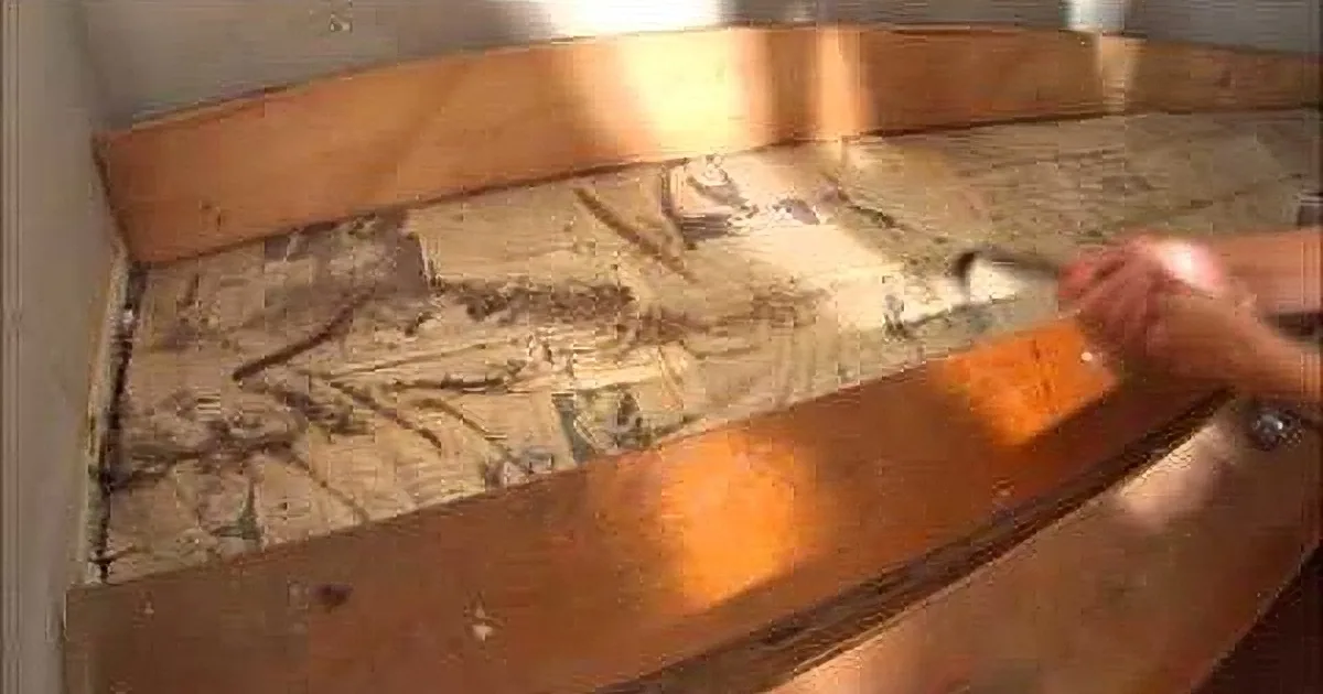 While Working on Remodeling Her Old House, She Stumbled on Something Hidden Beneath the Floorboards!