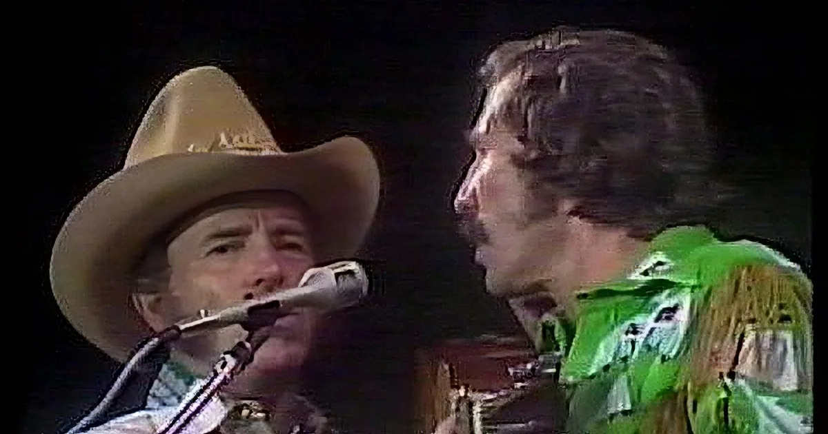 Marty Robbins Wows Audience in Rare Live Performance of His Number One Hit ''El Paso''