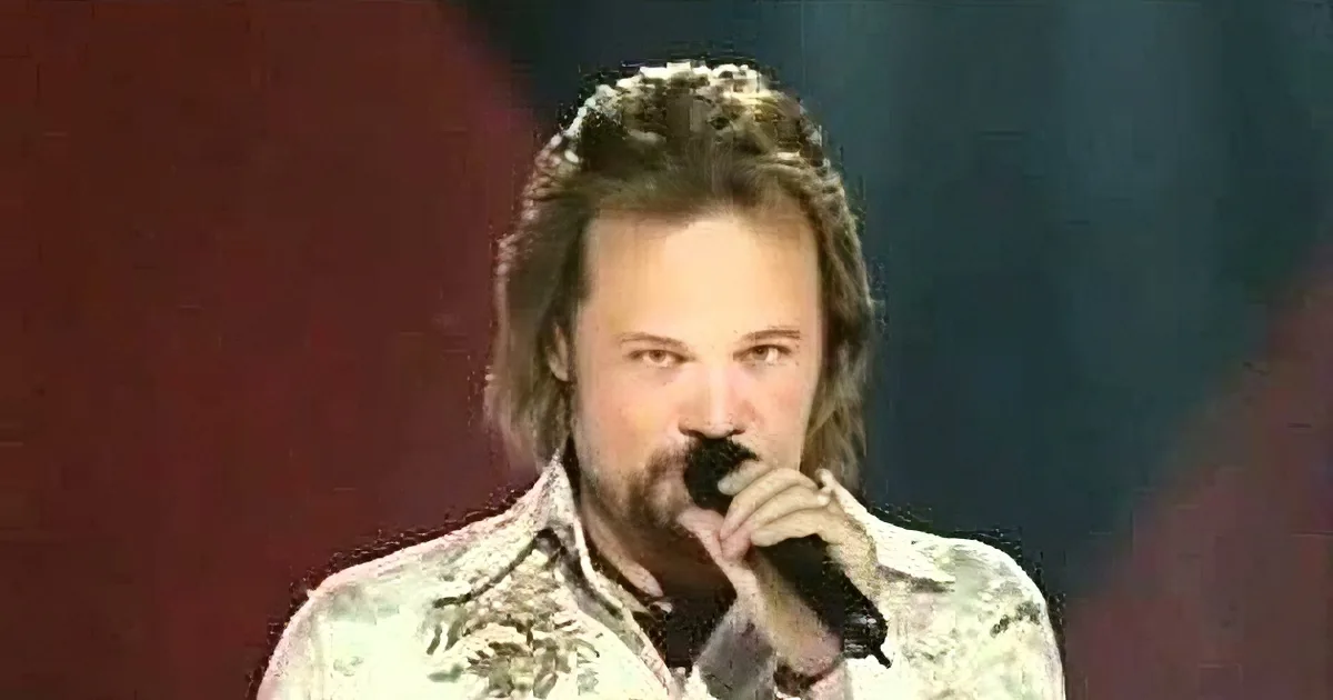 Travis Tritt and Patty Loveless Pay Homage to Conway and Loretta With Breathtaking Cover