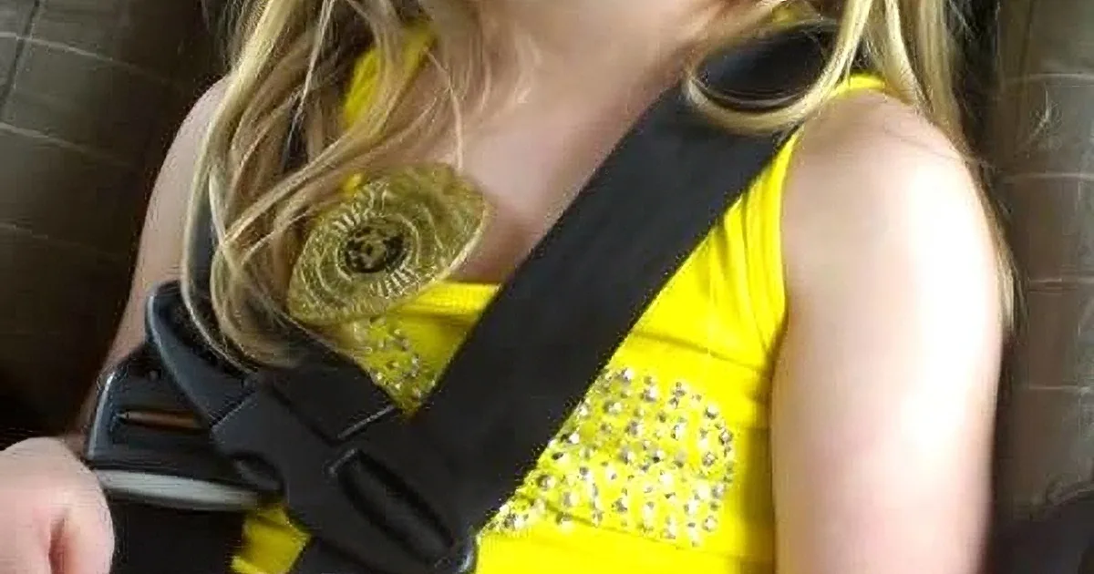 Sunny Little Girl Singing Along With Blake Shelton Is Just Too Adorable for Words!