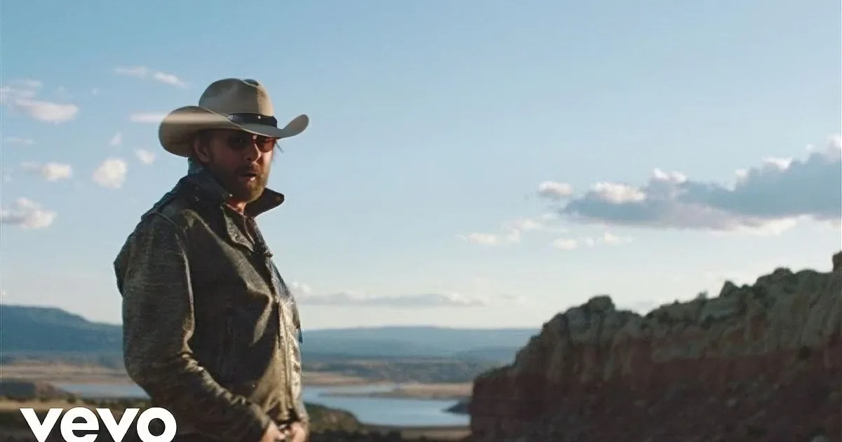 Ronnie Dunn''s ''Damn Drunk'' Video Captures the Feeling of True Love