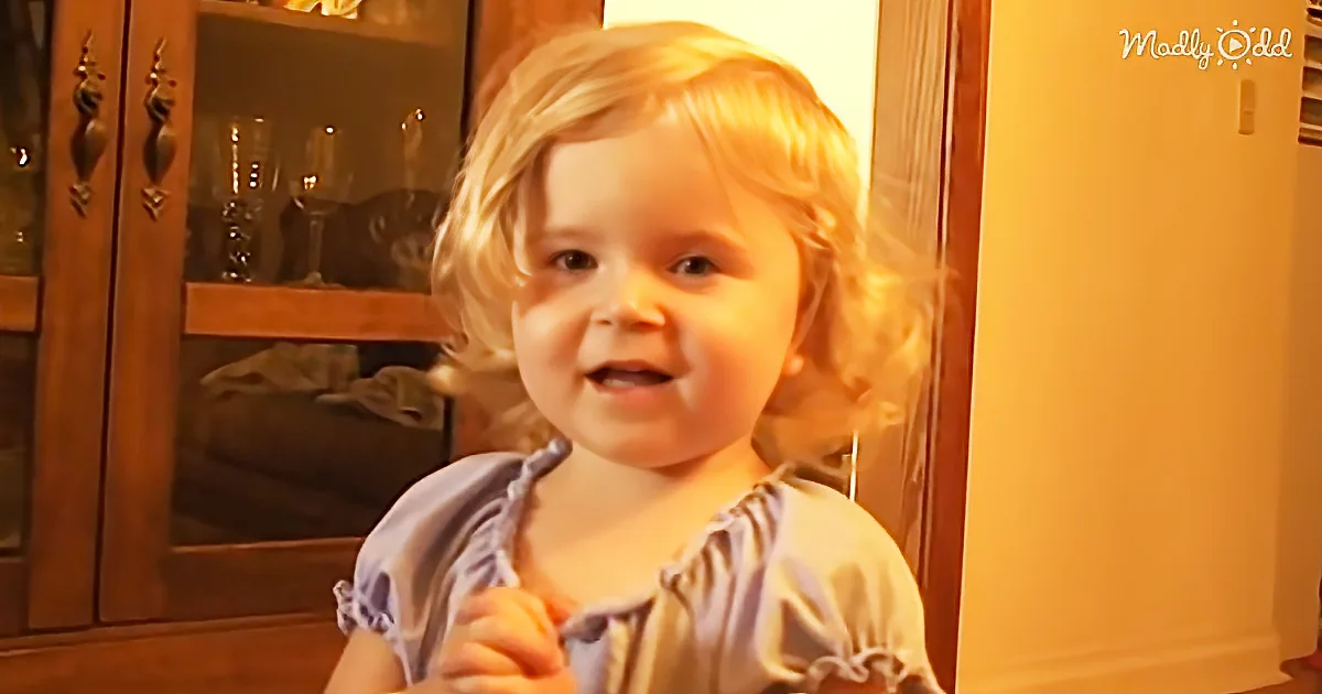 These Adorable Twins Reciting ''the Lord''s Prayer'' Is Simply Precious