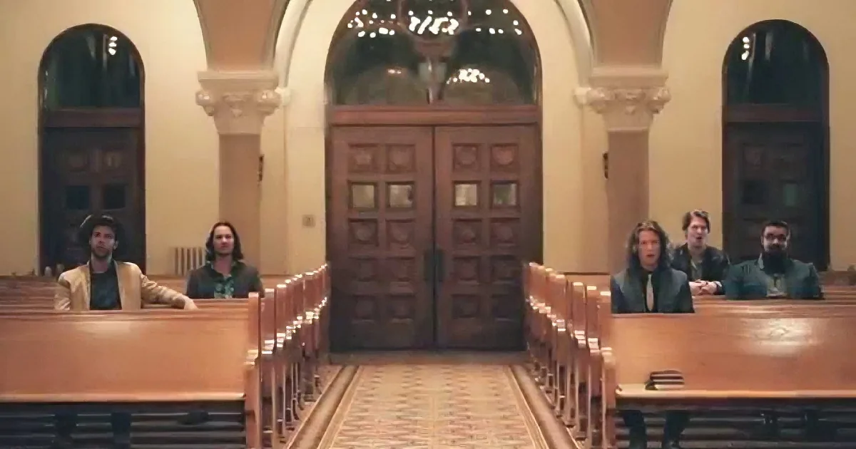The Rendition of ''Angels We Have Heard on High'' That Almost Broke the Internet