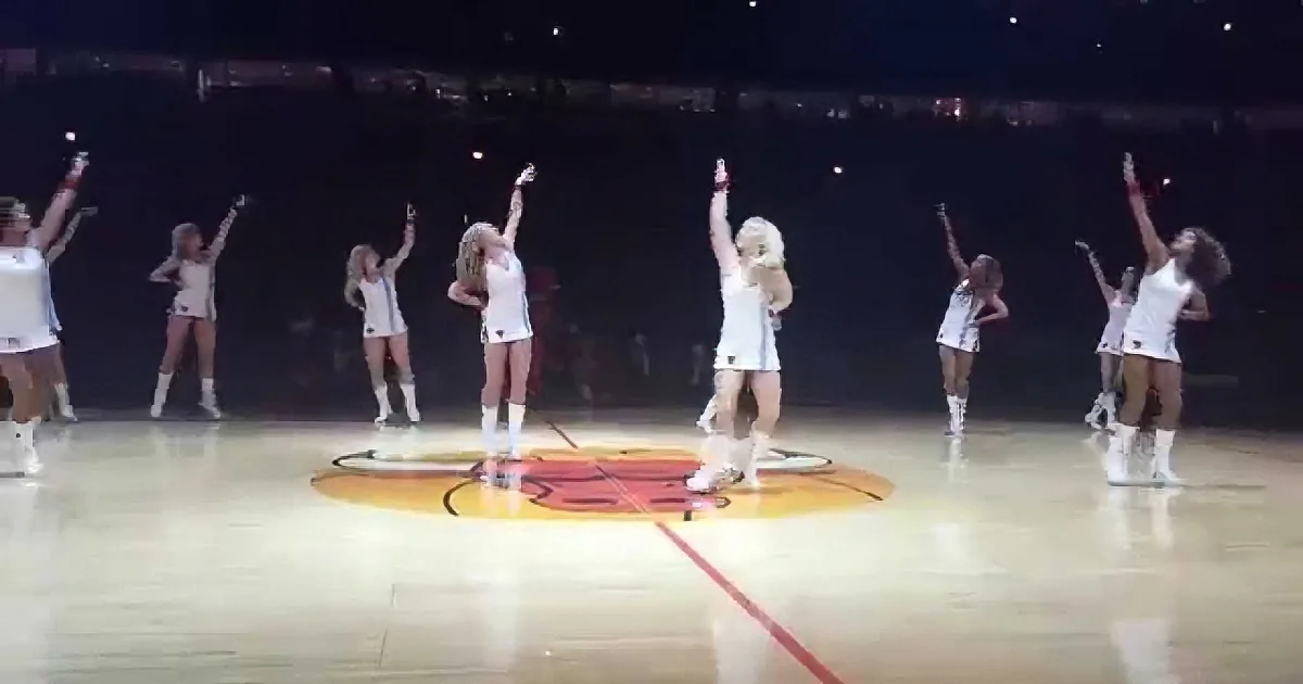 A Little Girl Takes Center Court in a Christmas Dress! When They Join Her? I''m Obsessed!