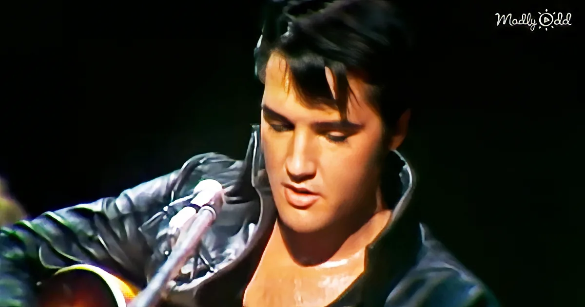 Elvis Presley & Martina McBride Share the Stage for Stunningly Beautiful ''Blue Christmas'' Duet