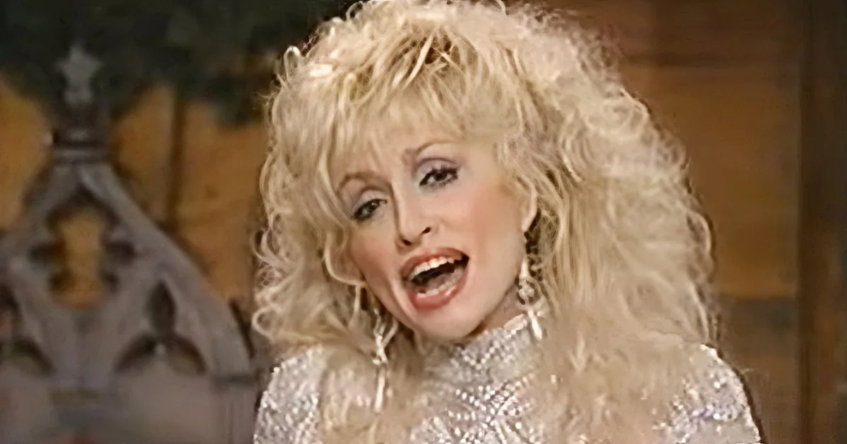 Dolly Parton Delivers Spine-Tingling Rendition of ''Go Tell It on the Mountain''