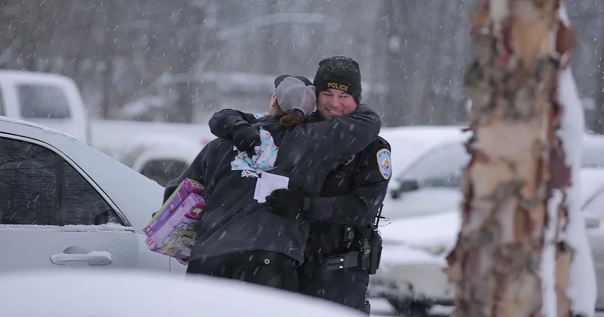 A Cop Pulled These People Over While It Snowed. They Received Way More Than a Ticket.