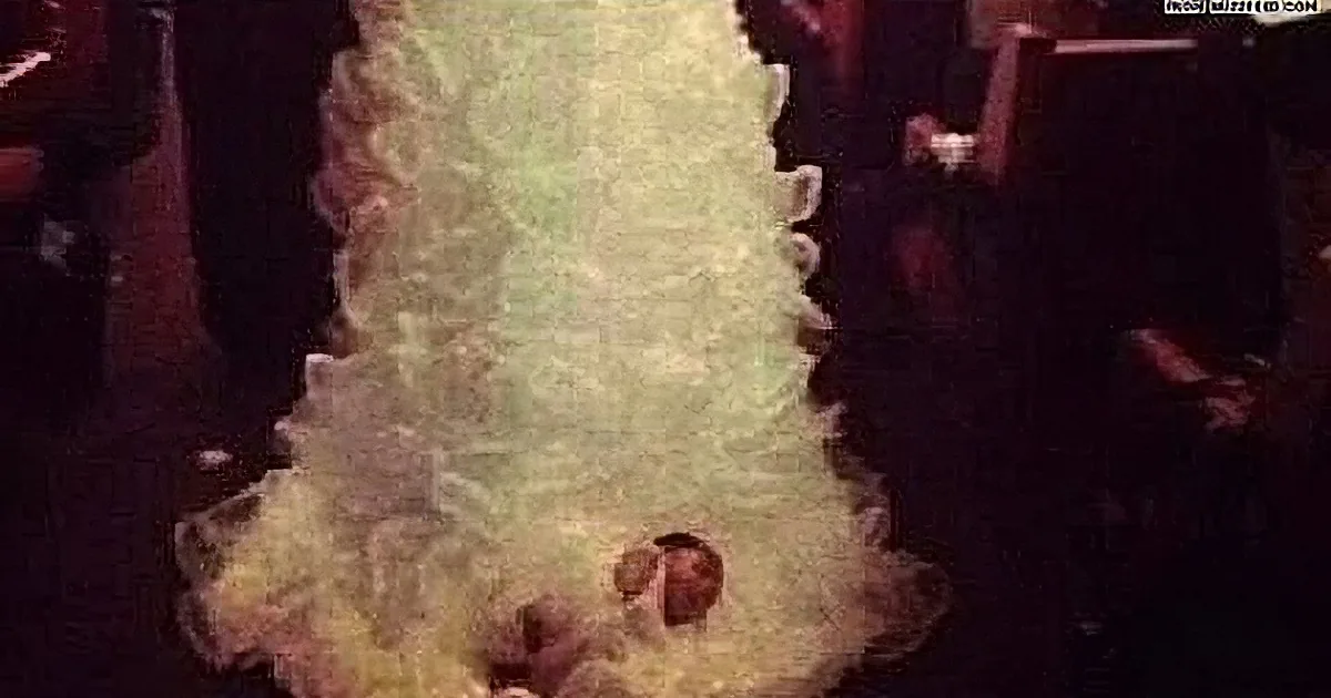 This Controversial Wedding Dress Had the Internet in Uproar! What Do You Think?