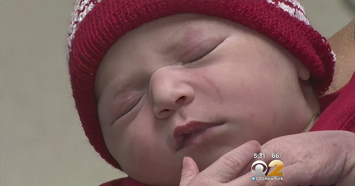 Woman Goes Into Labor on Way to Hospital. What She Did Next Was Purely Awesome!