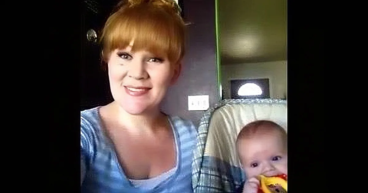 Mommy Sits Down to Sing to Her Baby. Her Version of 'Hallelujah' Gave Me Chills