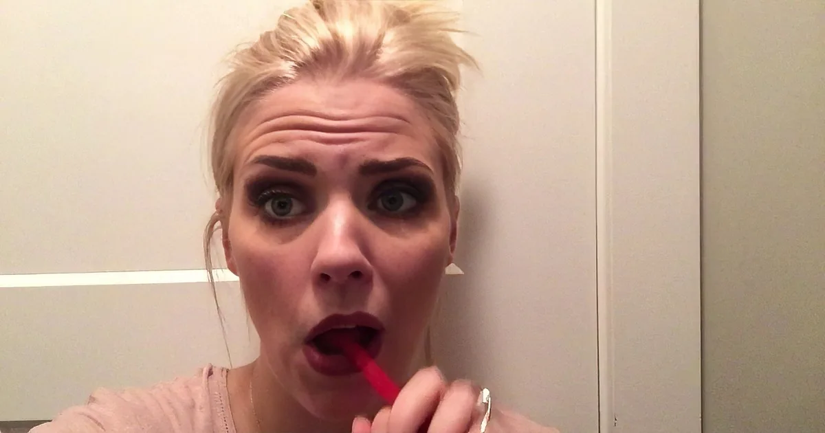 Mom Need a Candy Break, What Happens Next Will Put a Smile on Your Face! Adorable!