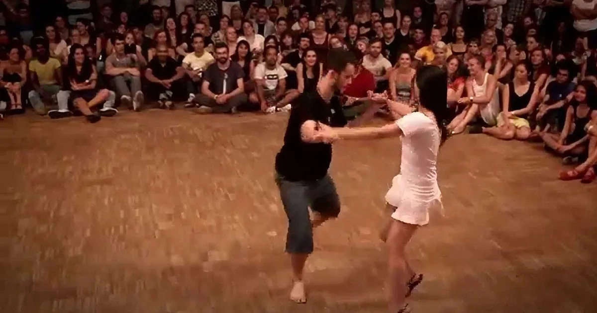 He Took Her Onto the Dance Floor. Now See Her Shock Everyone With Her Moves
