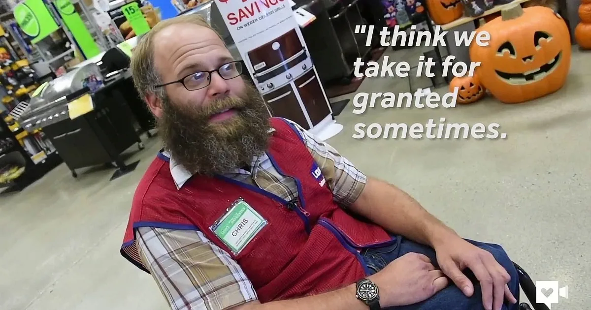This Lowe''s Employee Is Crying All Night After Seeing Coworkers'' Reactions to His Broken Wheelchair