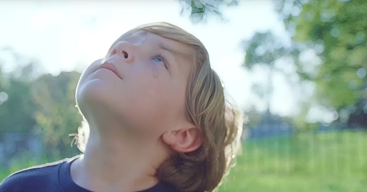 This Little Boy''s Mom Is in Heaven, but What the Cop Said to Him Left Me in Tears