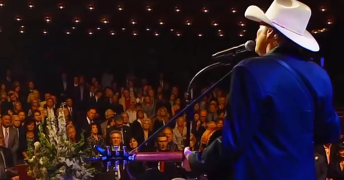 Tearful Alan Jackson Performs Tribute to Country Music Legend George Jones