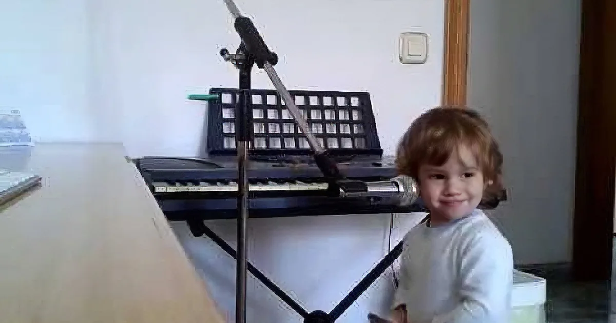 2-Yr-Old Starts to Sing. but Pay Attention to That Harmonica in His Hands! Amazing!