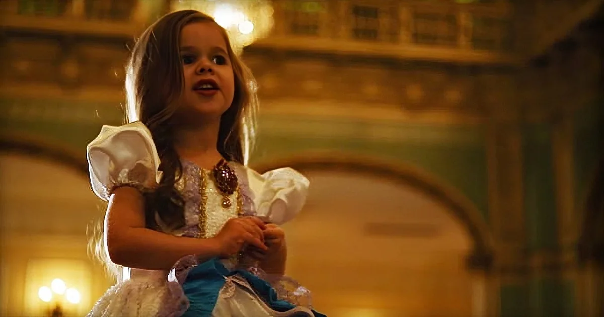 4 Year-Old Dresses as Princess and Sings a Stunner From Beauty and the Beast