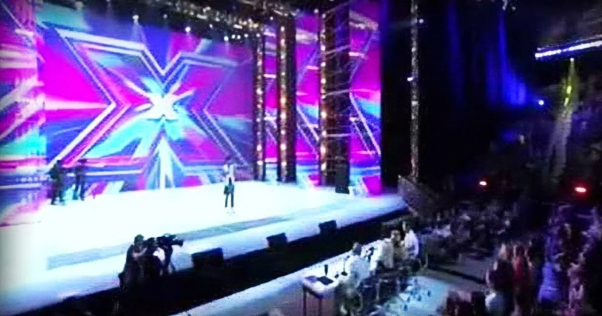 Judges Laughed When He Came on Stage, but Before Long His Unique Voice Had Everyone Cheering