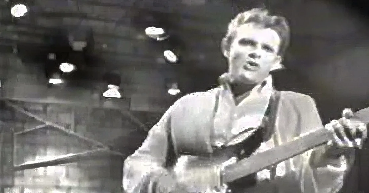 TV Show From ''The Golden Age of Rock and Roll'' Shows Del Shannon Performing His Hit ''Runaway''
