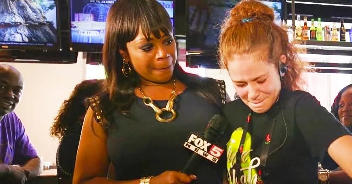 Waitress Struggles With Bills and Expenses for 4 Kids, Then Looks Down at Bill and Sees...