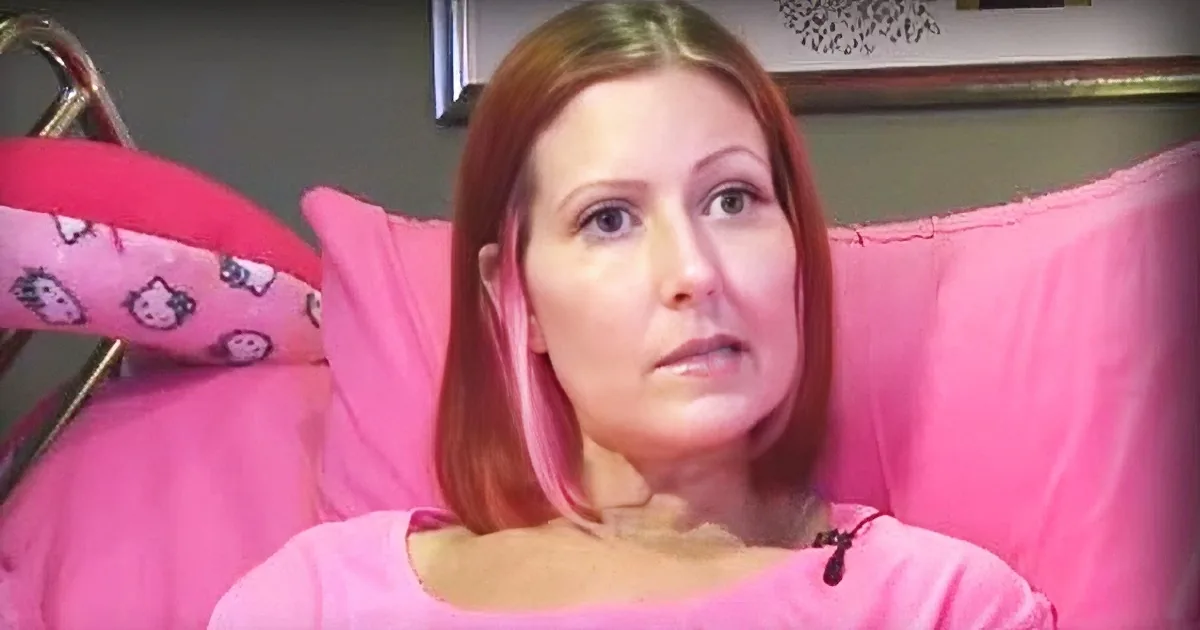 Tanning Salon Habit Had Dire Consequences. Now She''s Warning Us of the Dangers