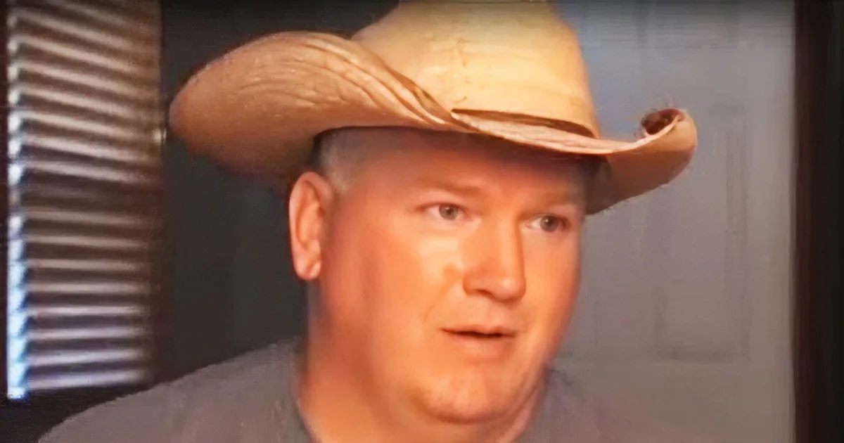 Bus Driver Gets an Ultimatum at the School Where He Works for Facebook Post of Starving Student