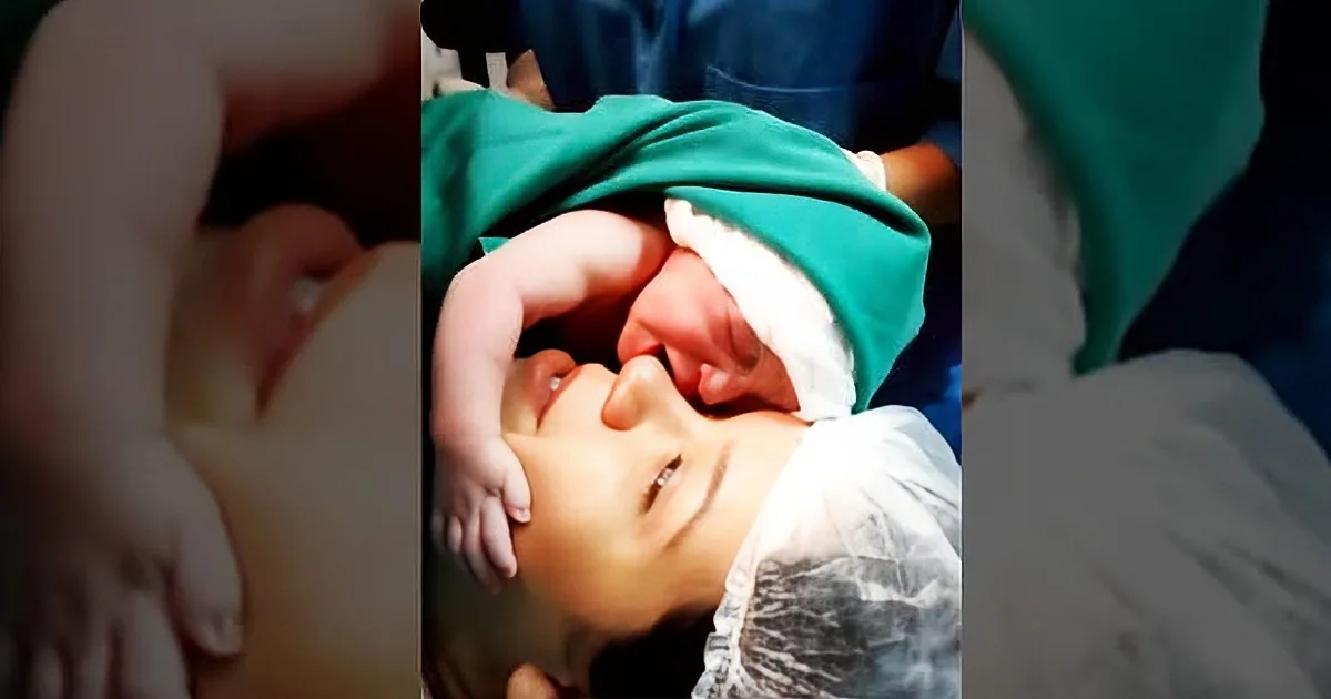 Dad Films Daughter''s Birth, but What Baby Does Next Leaves Entire Delivery Room Stunned