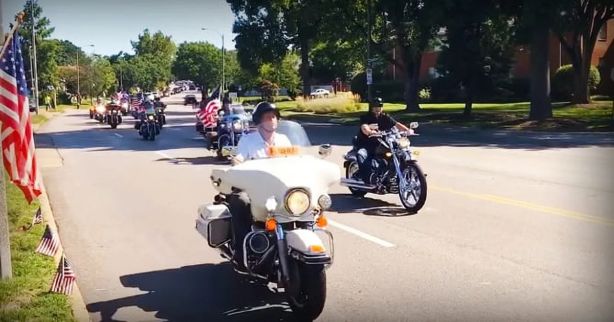 A Homeless Veteran Died Without Anyone at His Side, but It Was a Different Story at His Funeral
