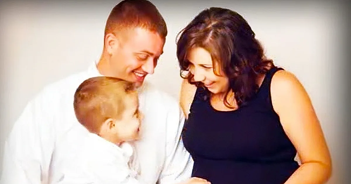 ''They Said She Only Had 4 Weeks to Live: a New Mom''s Incredible Battle With Cancer''