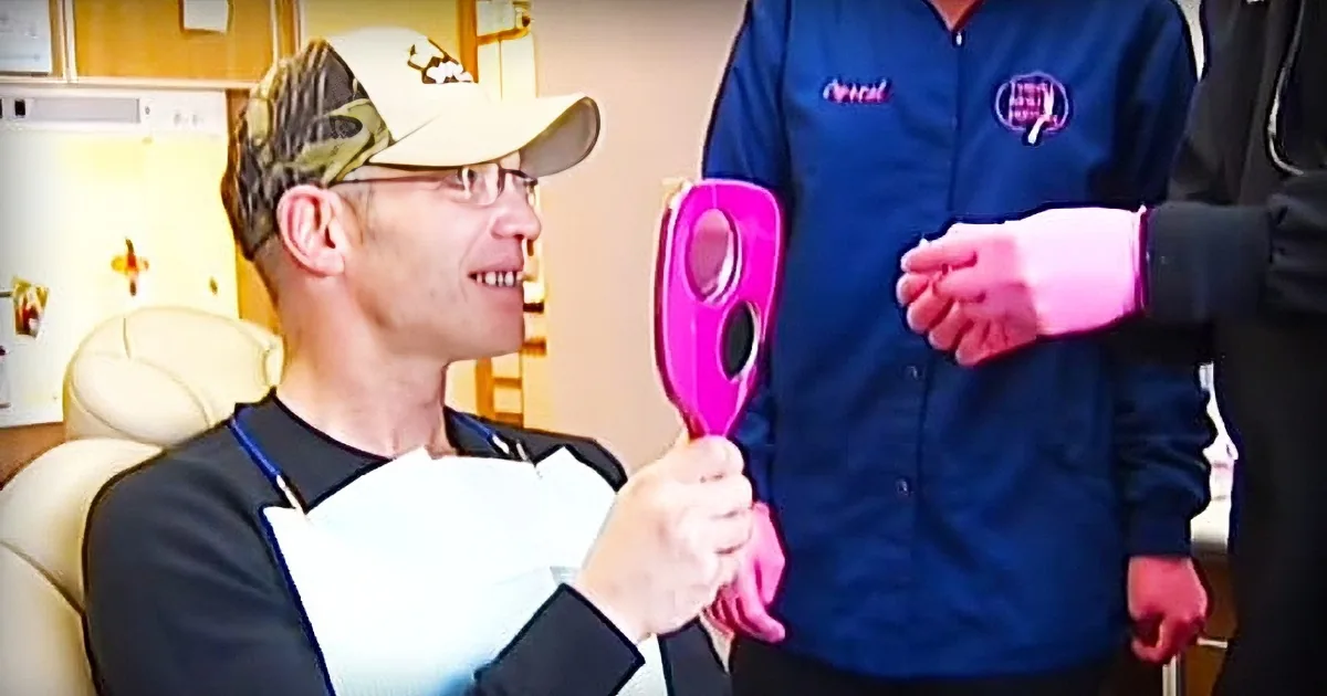 Wealthy Attorney Notices a Waiter's Bad Teeth and Reduces Him to Tears