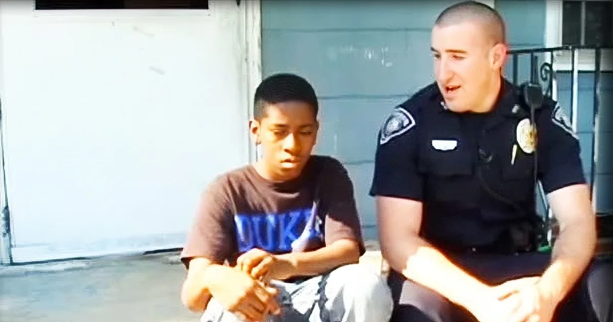 After One Look at His Room, a Kindhearted Cop Realized Why a 13 Year-Old Boy Wanted to Run Away