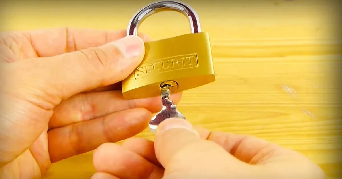 Try This Hack if You Ever Need to Make an Emergency Spare Key