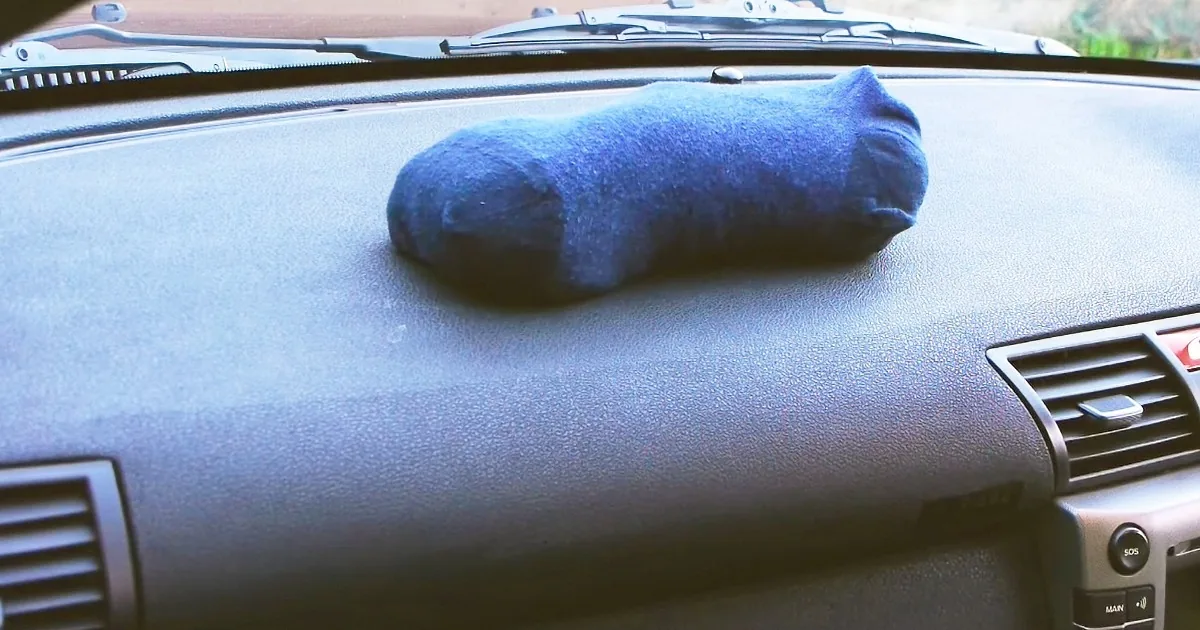 This Is the Easiest Way to Prevent Your Car Windows From Fogging up During the Winter