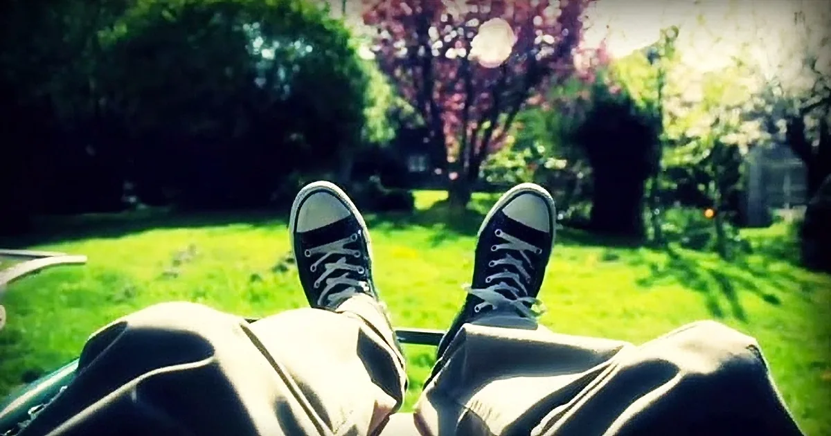 Seven Tell Tale Signs You're an Old Soul