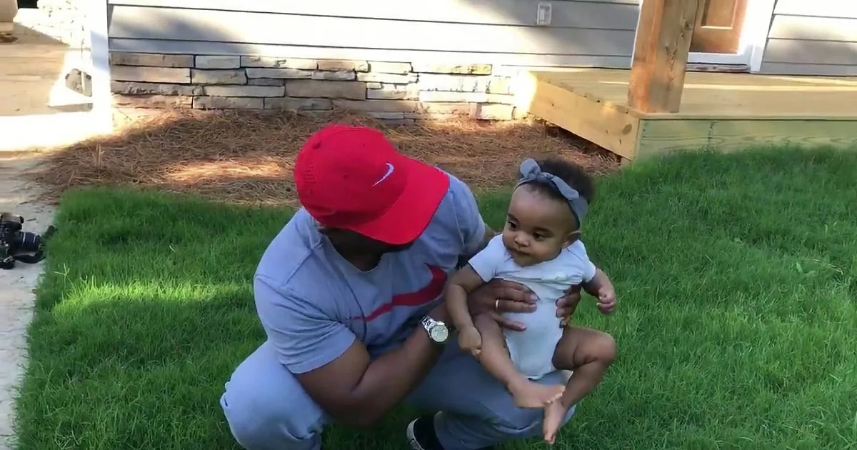 Watch Dad as He Tries to Put His Daughter on the Grass and Gets the Funniest Reaction!