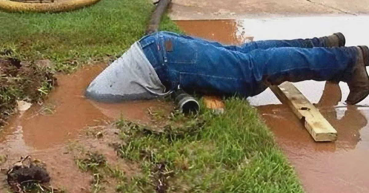 Talk About a Compromising Position--Plumber''s Antics Draw a Call From a TV Celebrity and a Top Brand of Blue Jeans
