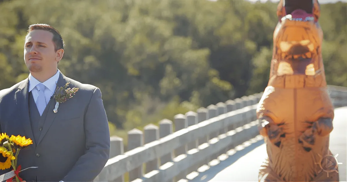 A Groom Patiently Waits for His Bride for a Photoshoot, Then Turns Around and Sees This!