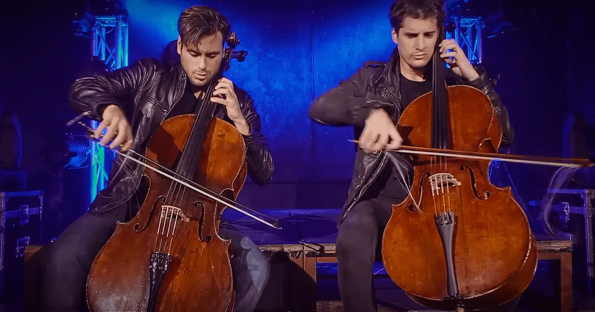 Cellists Booed on Stepping Onto the Stage, Then Stun Their Audience Into Silence