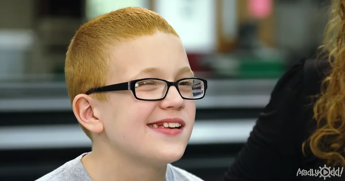 6th-Grade Autistic Boy Eats Lunch Alone - He''ll Never Forget Who Sits Down With Him