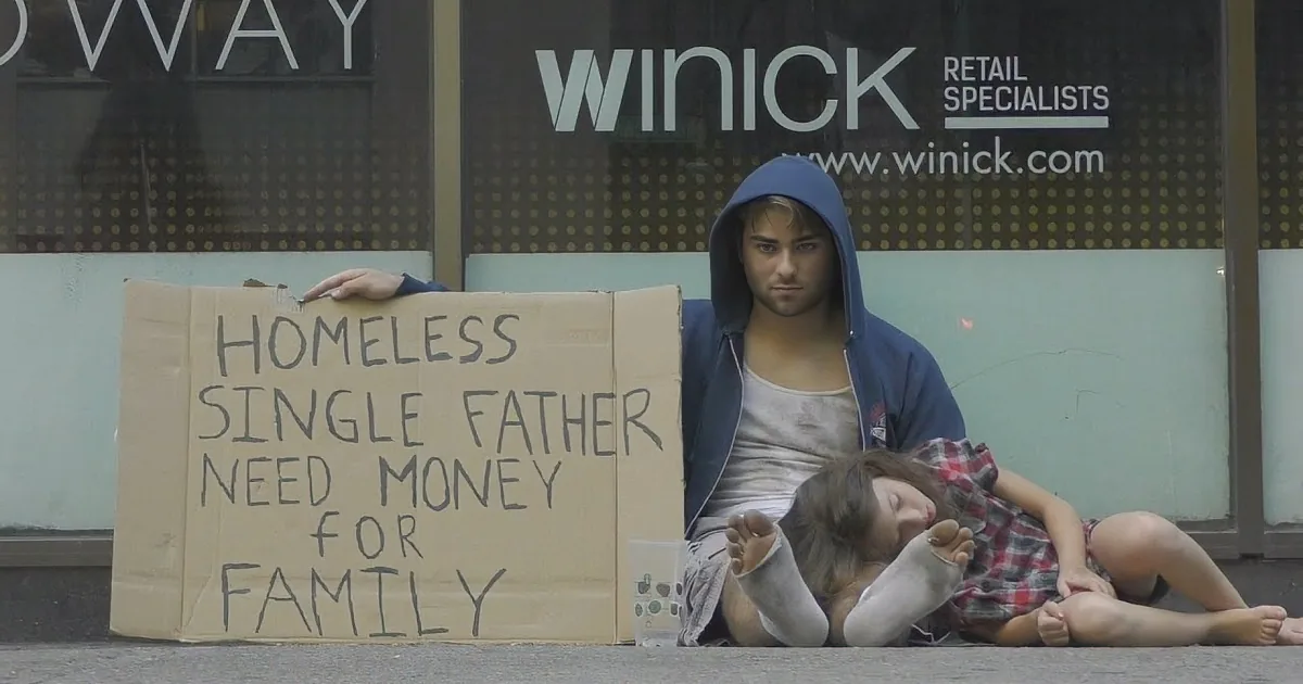 Destitute Father Begs With Sick Daughter, No One Cares Until Special Lady Comes to Their Aid