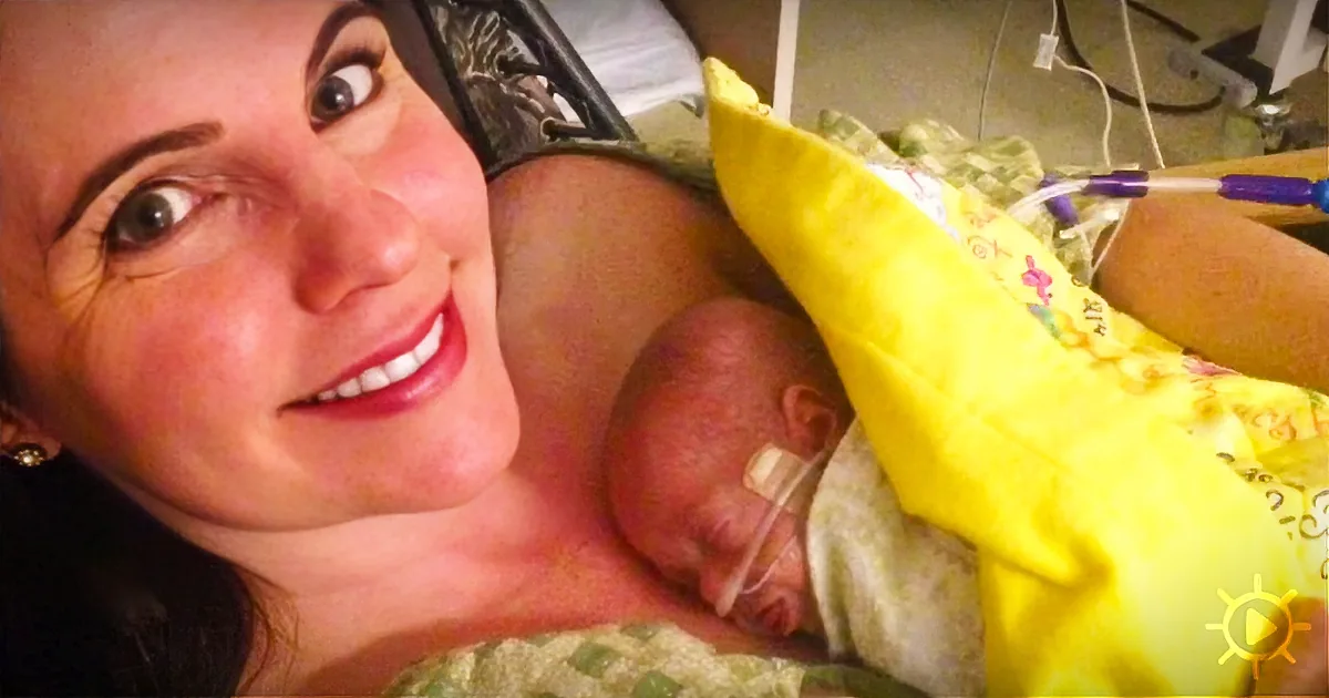 8 Nurses Help Mom Hold 12 Oz Baby Girl for First Time -- Everyone Is Instantly Shedding Tears of Joy